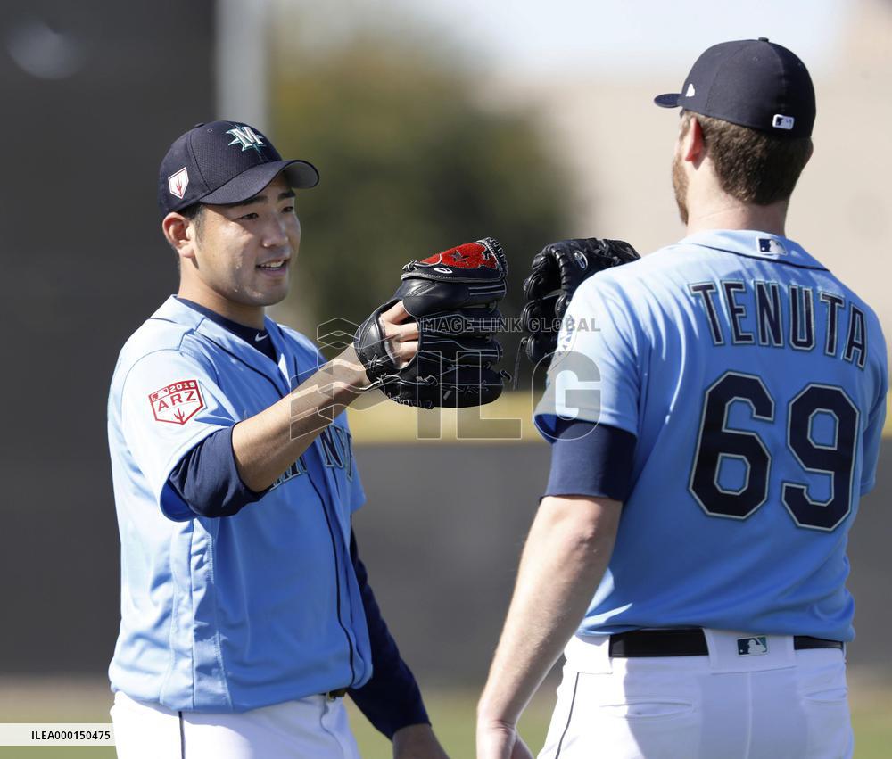 Baseball: New Mariners pitcher Kikuchi