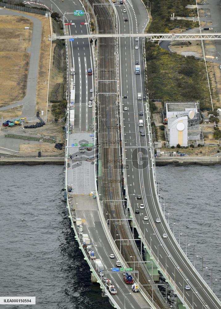 Access bridge to Kansai airport
