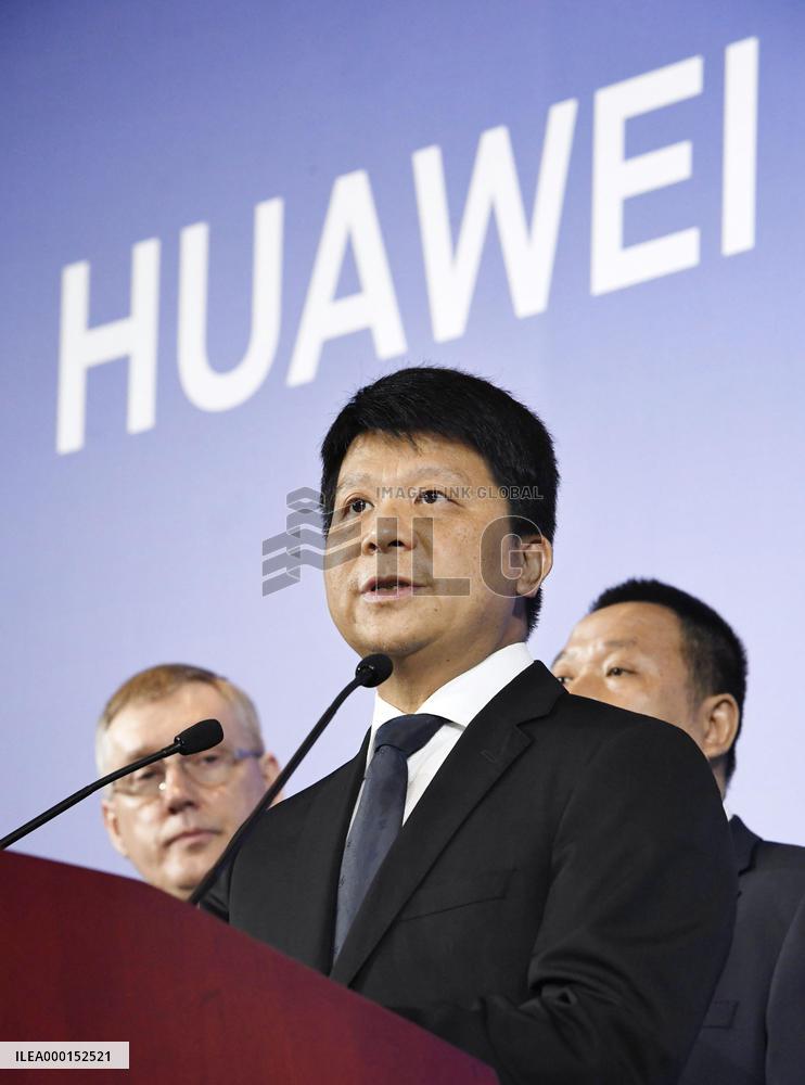 Huawei rotating chairman Guo Ping