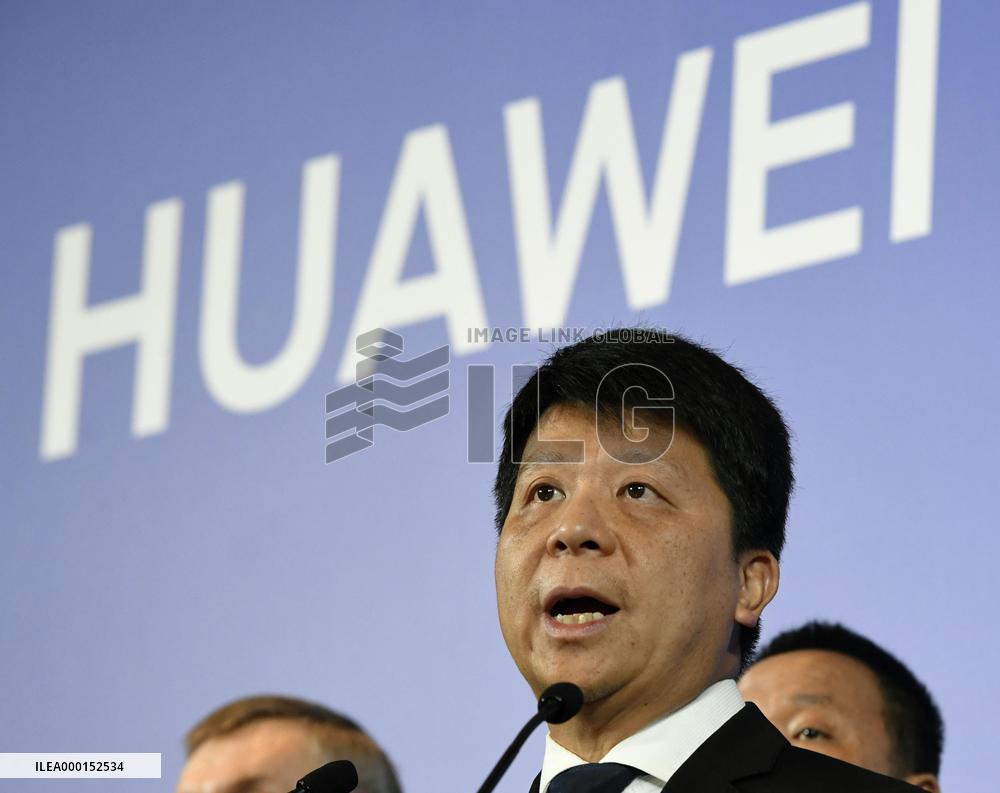 Huawei rotating chairman Guo Ping