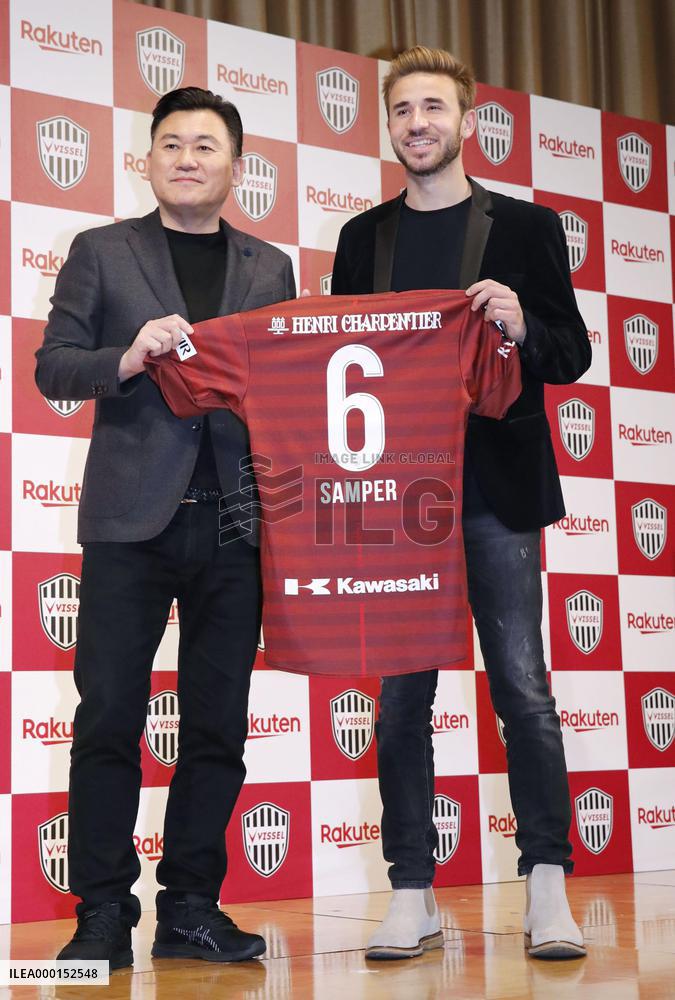 Football: Samper joins Vissel Kobe
