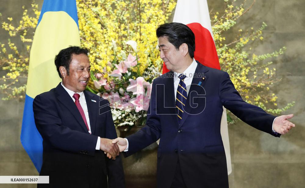Japan PM Abe, Palau Pres. Remengesau
