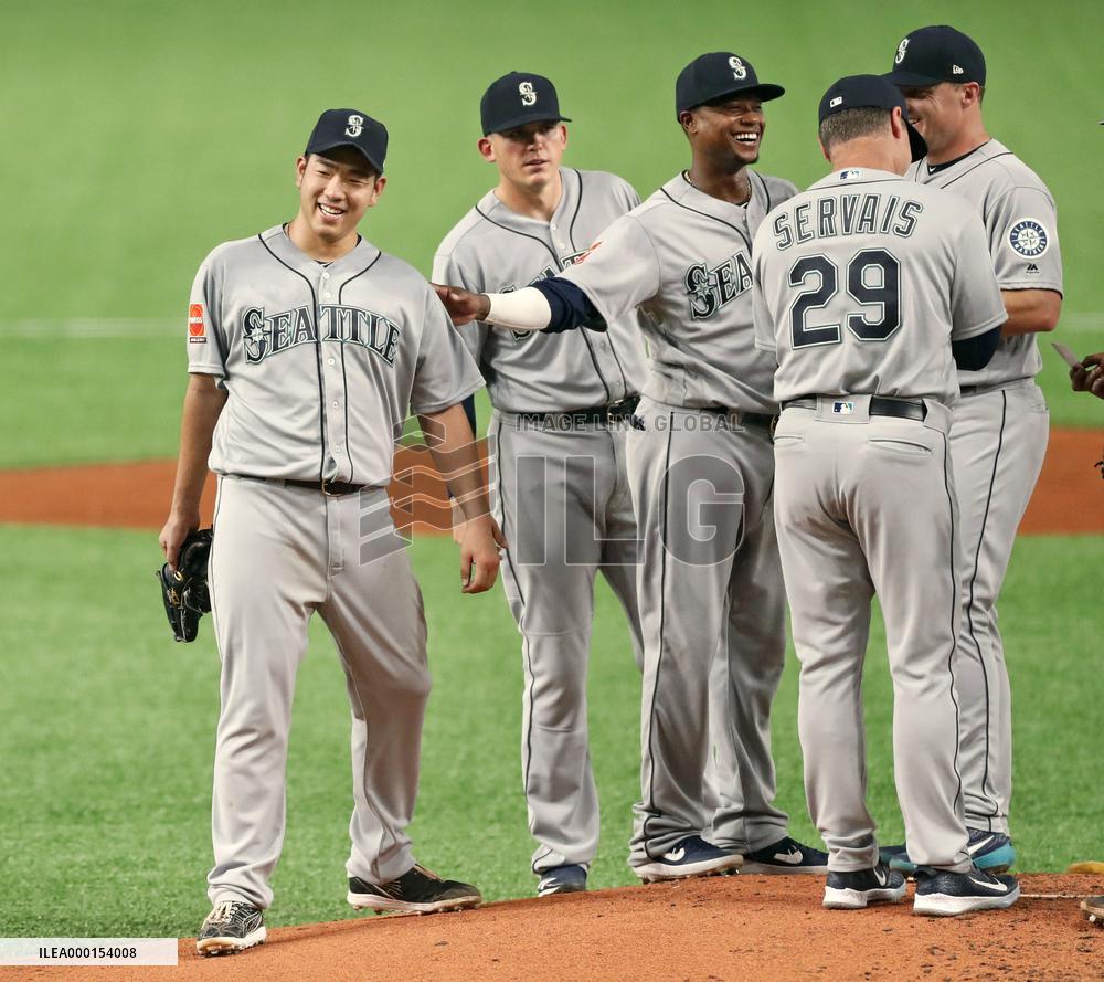 Baseball: A's-Mariners opening series in Japan