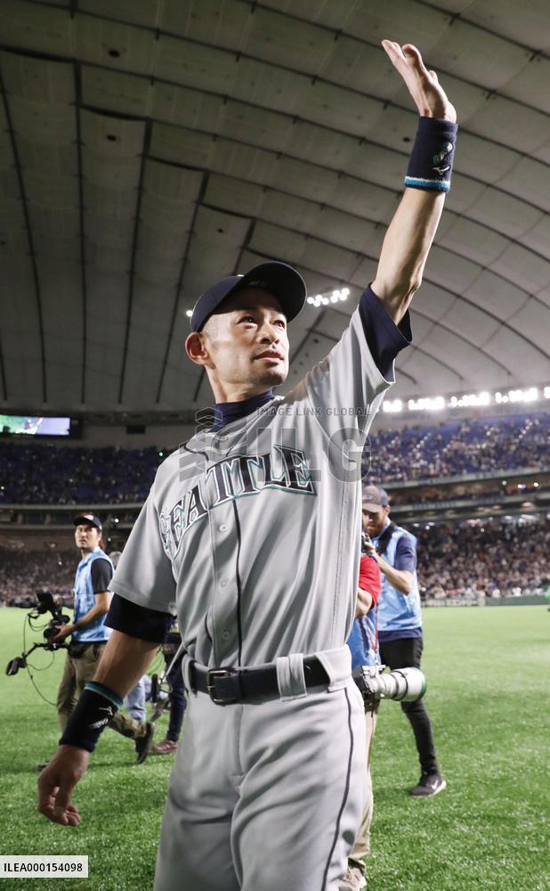 Baseball: A's-Mariners opening series in Japan