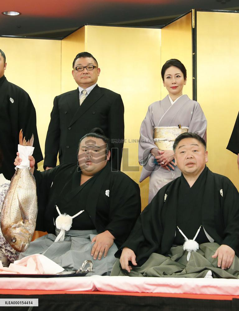 Sumo: Takakeisho's promotion to ozeki