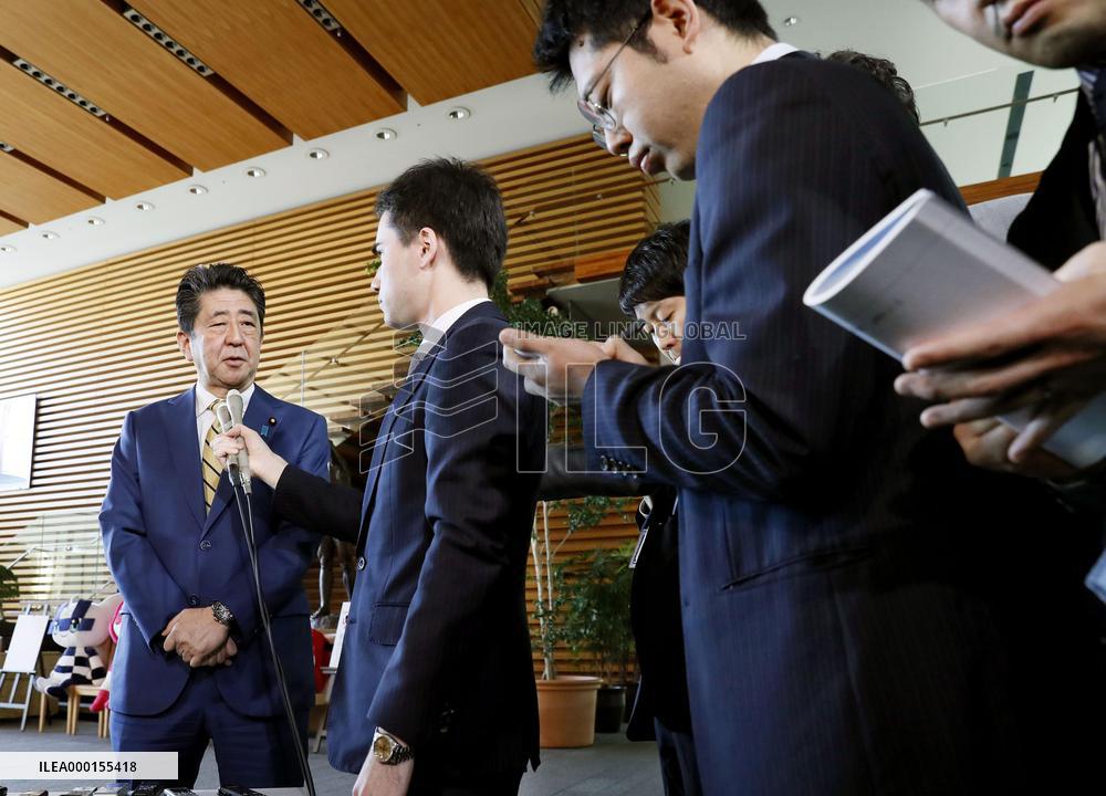 Abe on resignation of Olympic minister