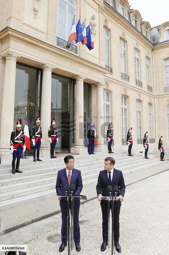 Abe-Macron talks
