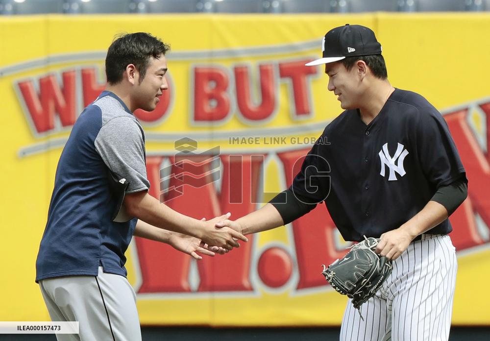 Baseball: Tanaka and Kikuchi