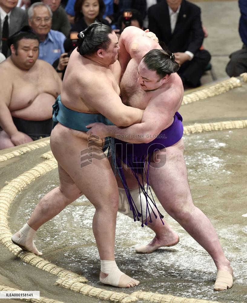 Summer Grand Sumo Tournament