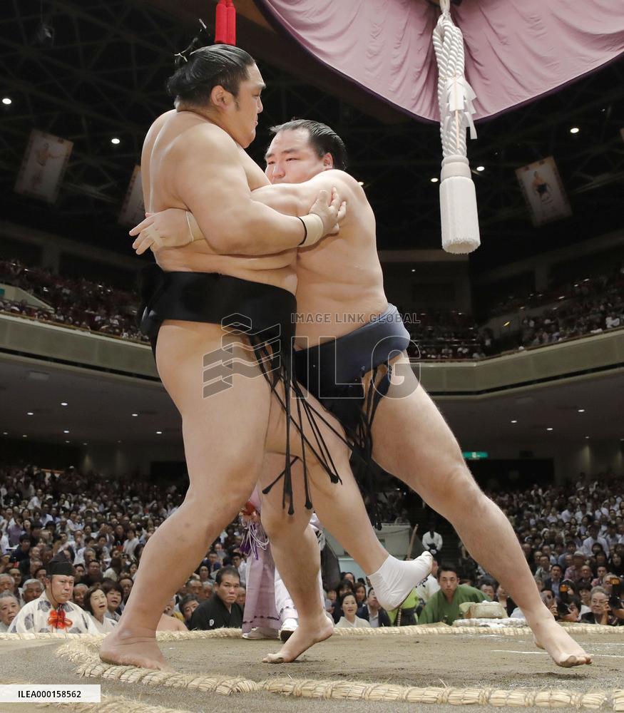 Summer Grand Sumo Tournament