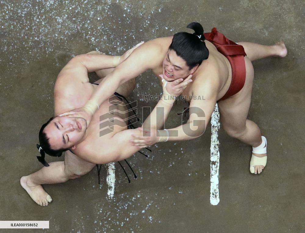 Summer Grand Sumo Tournament