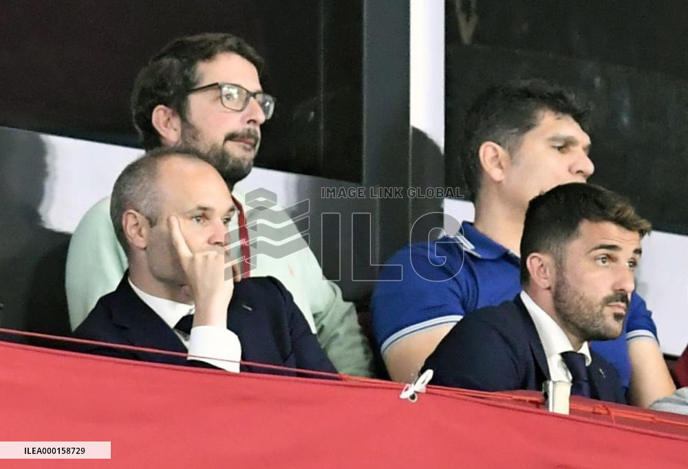 Football: Levain Cup group stage