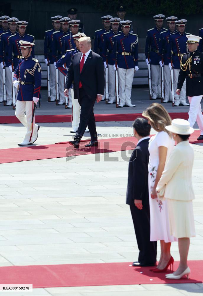 Trump in Japan