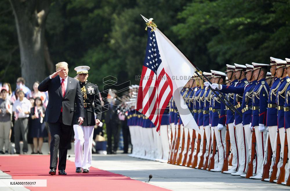 Trump in Japan