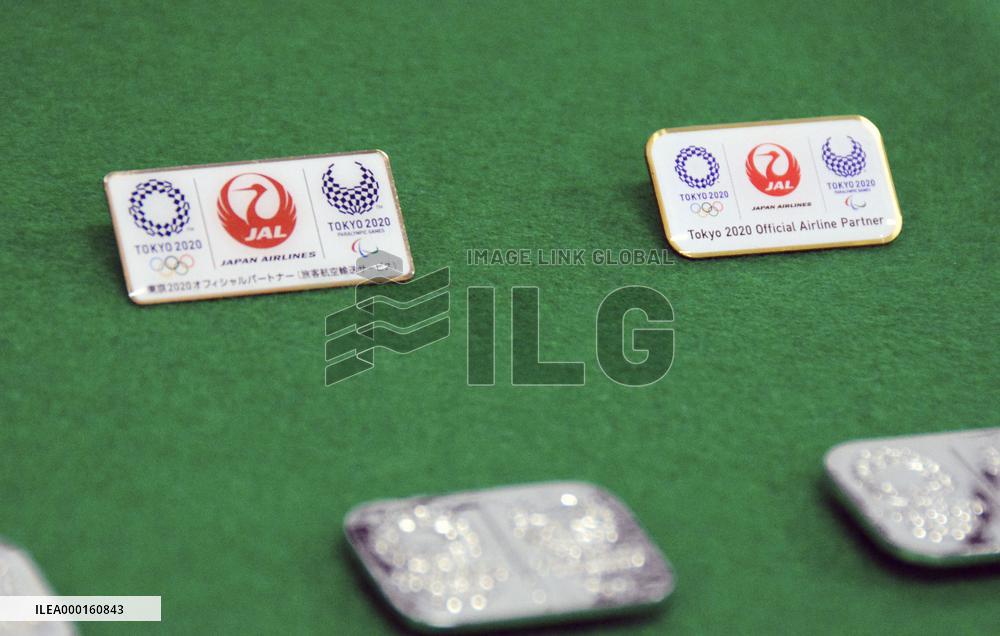 Fake Olympic badges