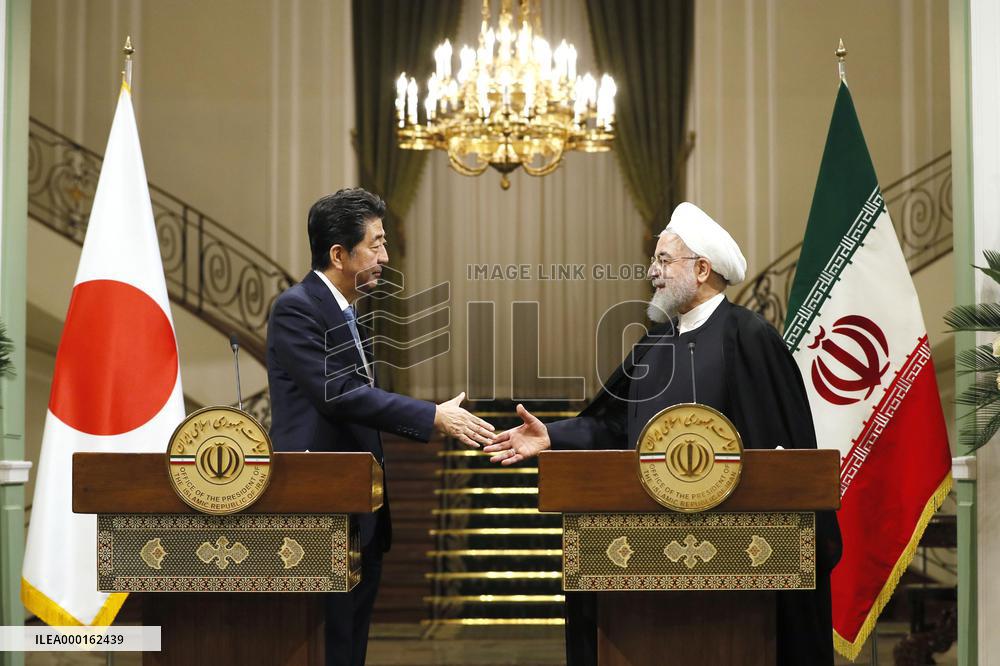 Japan-Iran summit
