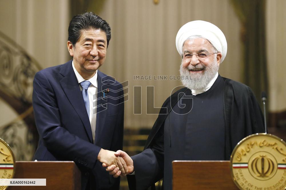 Japan-Iran summit