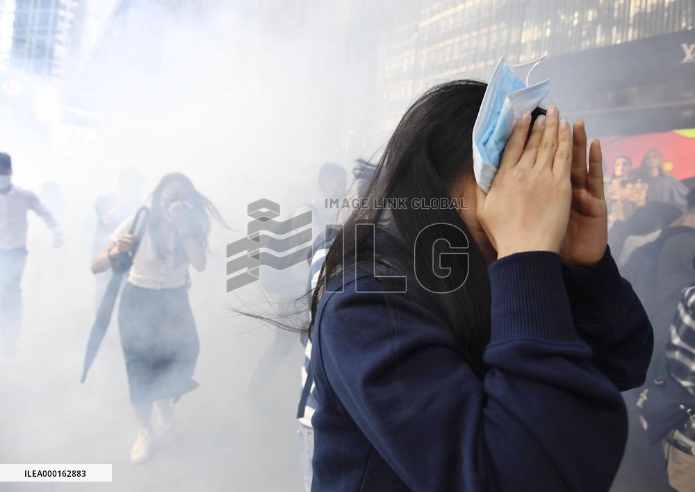 Clash between Hong Kong police, protesters