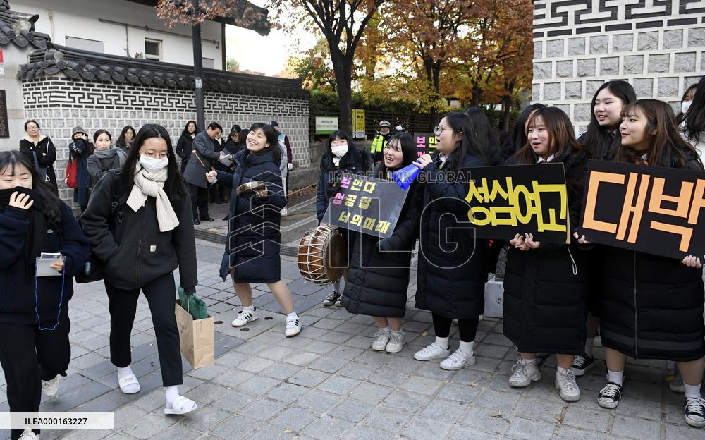 College entrance exams in S. Korea