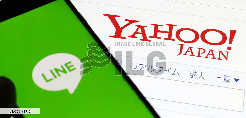 Yahoo, Line logos