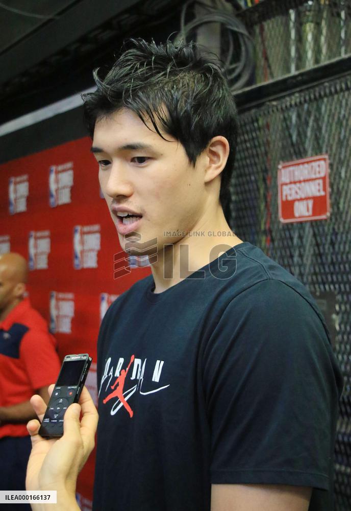 Basketball: Grizzlies' Watanabe