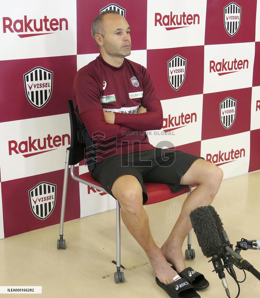 Football: Foot injury to Iniesta