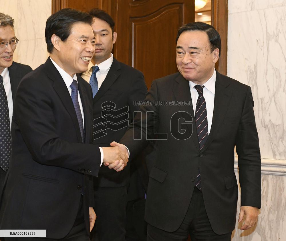 Trilateral trade talks in Beijing