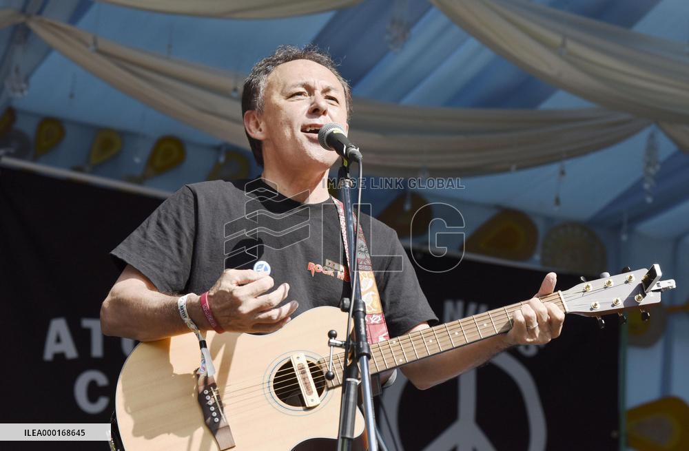 Okinawa governor at Fuji Rock Festival