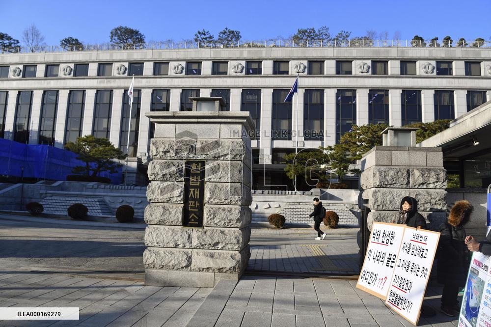 S. Korean court declines to rule on comfort women deal with Japan
