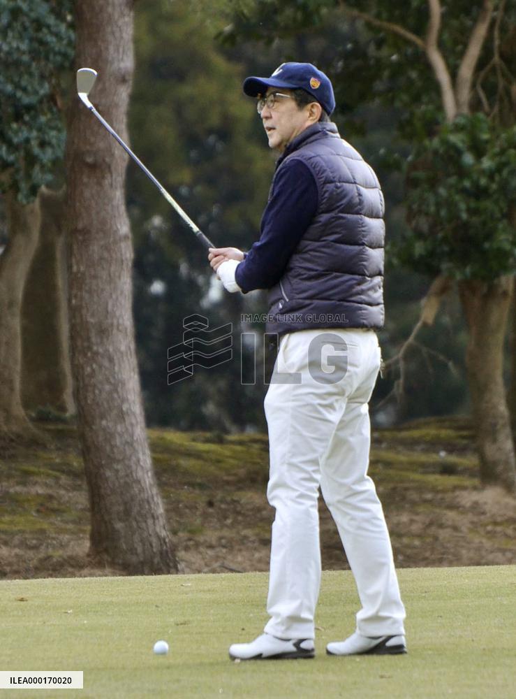 Japan PM Abe on winter holiday