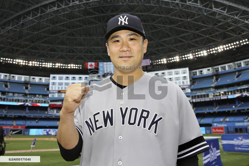 Baseball: Yankees v Blue Jays