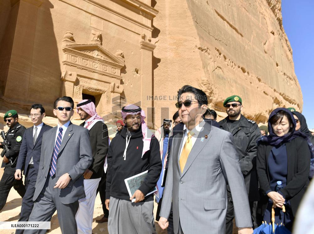 Abe's trip to Middle East