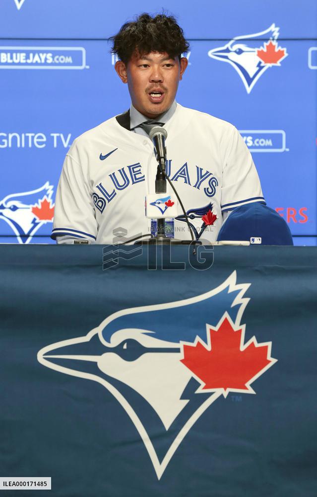 Baseball: New Blue Jays pitcher Shun Yamaguchi