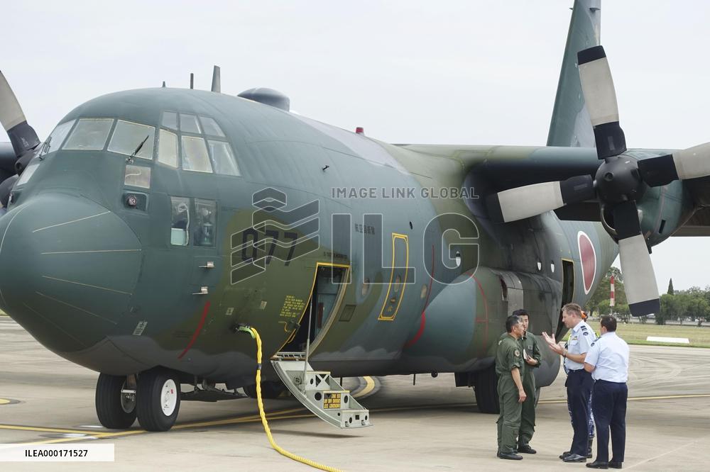 Japan to help fight bushfires in Australia