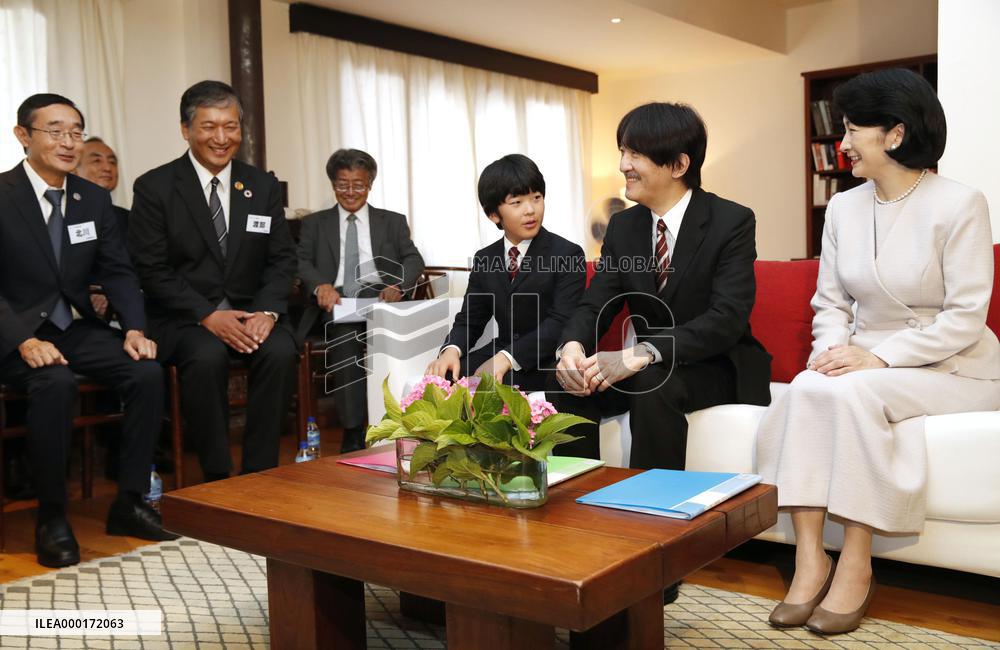 Crown Prince Fumihito's family travels to Bhutan