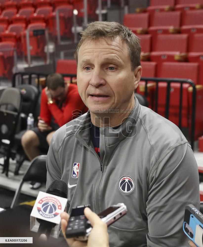 Basketball: Wizards coach Scott Brooks