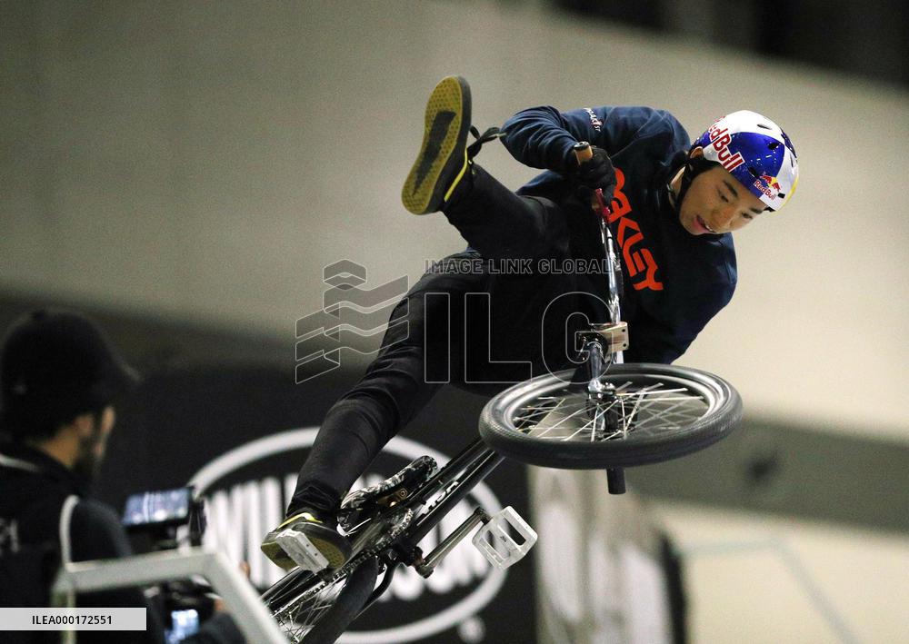 Cycling BMX: Chimera A-Side int'l meet in Japan