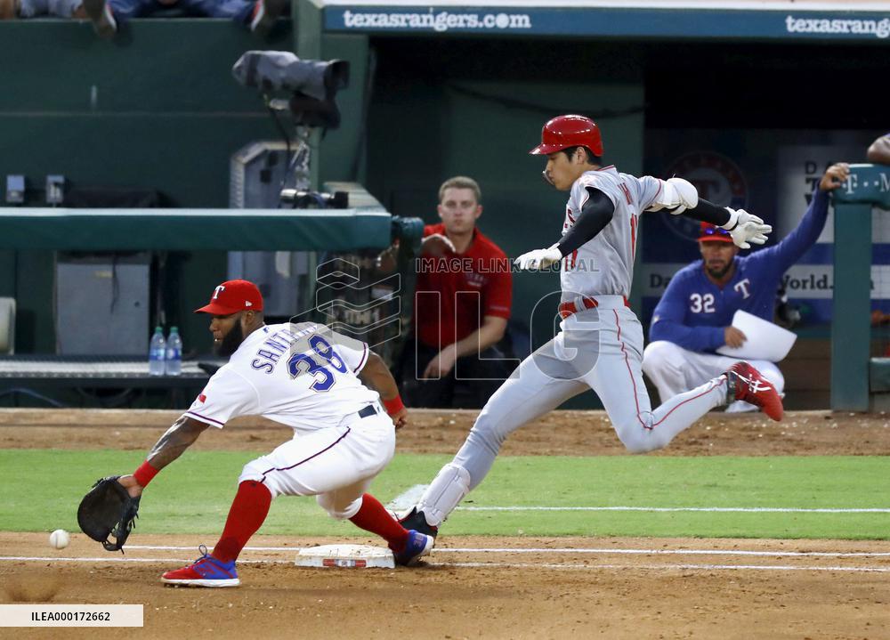 Baseball: Angels v Rangers