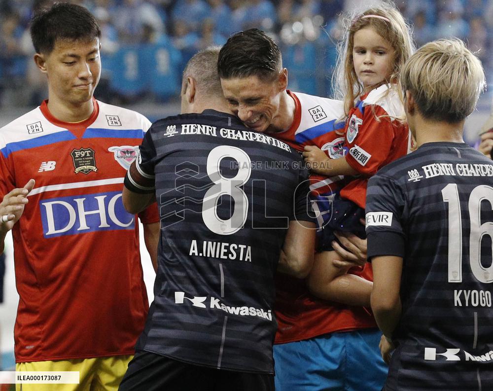 Football: Fernando Torres' retirement match