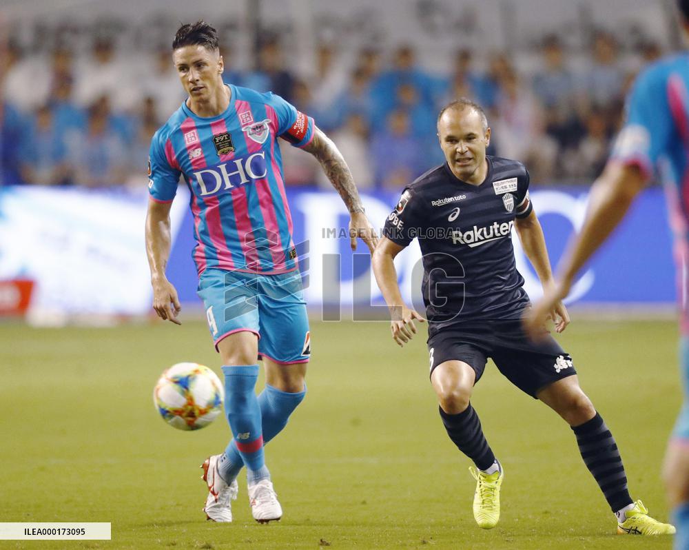 Football: Fernando Torres' retirement match