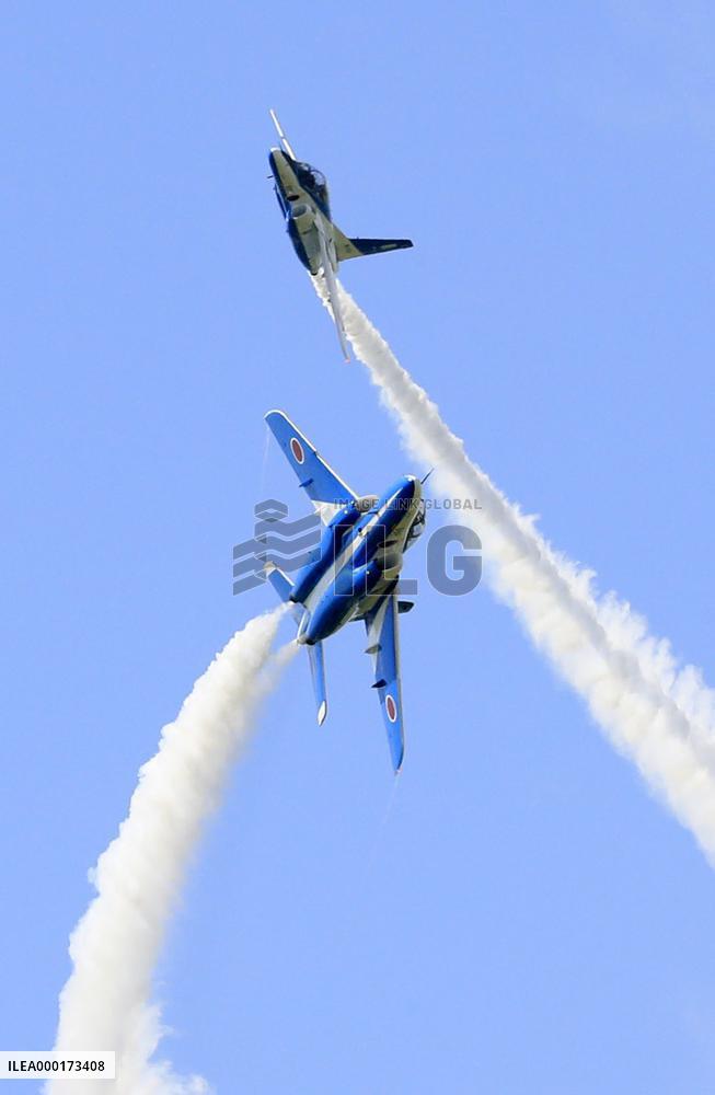 Air show at ASDF base in northeastern Japan
