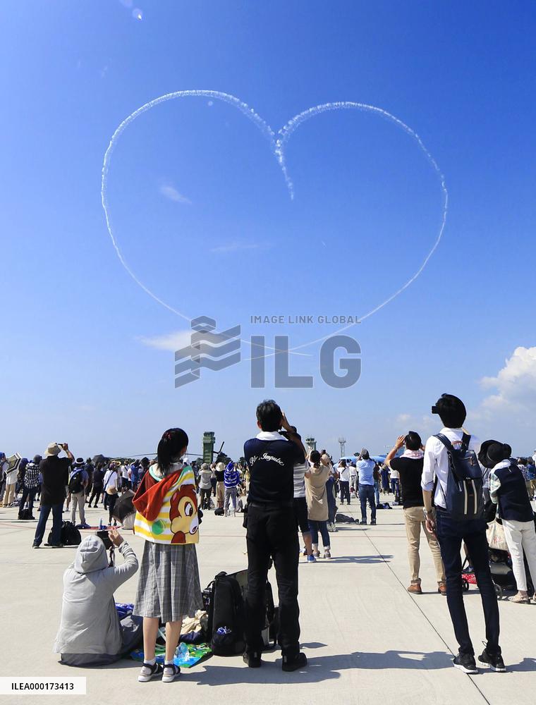 Air show at ASDF base in northeastern Japan