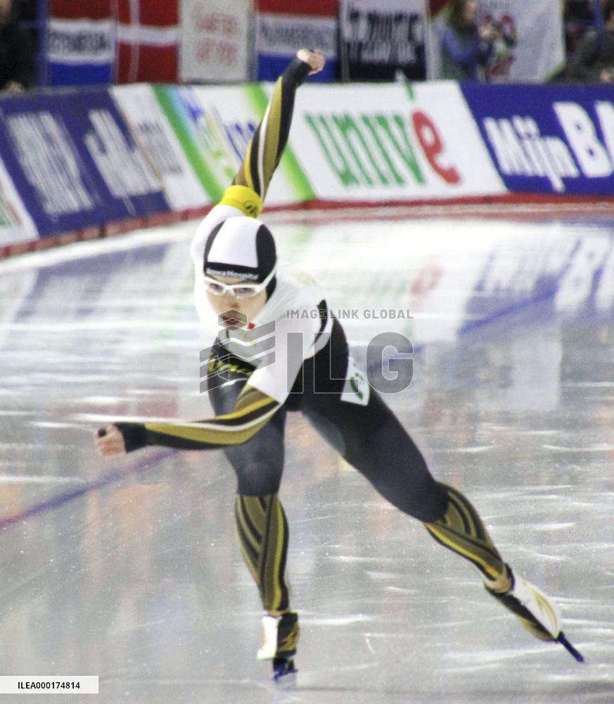 Speed skating: World Cup round in Canada