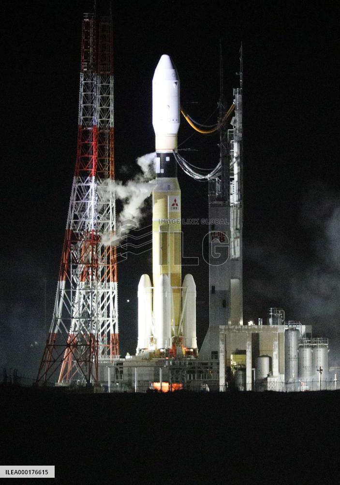 Fire foils Japanese rocket launch