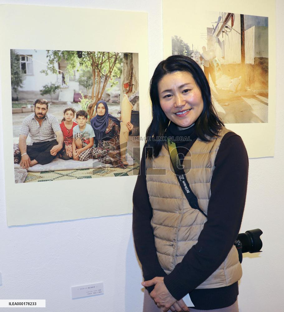 Photo exhibition on Syrian refugees