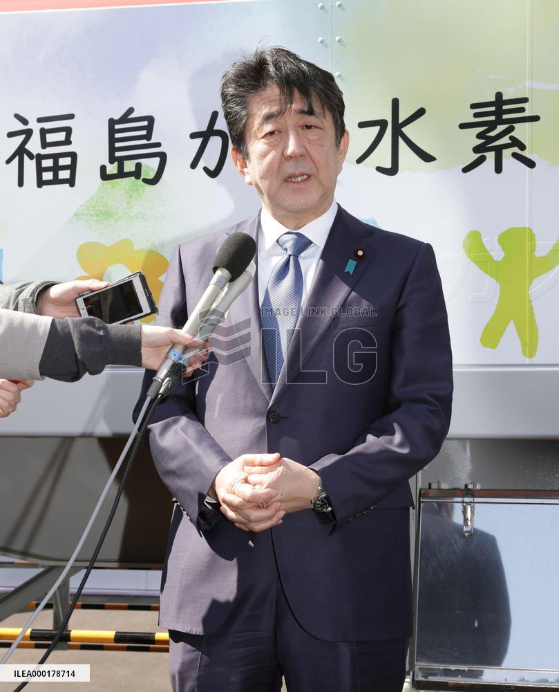 Abe in Fukushima ahead of quake-tsunami anniversary