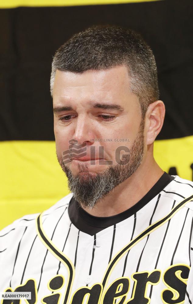 Baseball: Tigers pitcher Messenger to retire