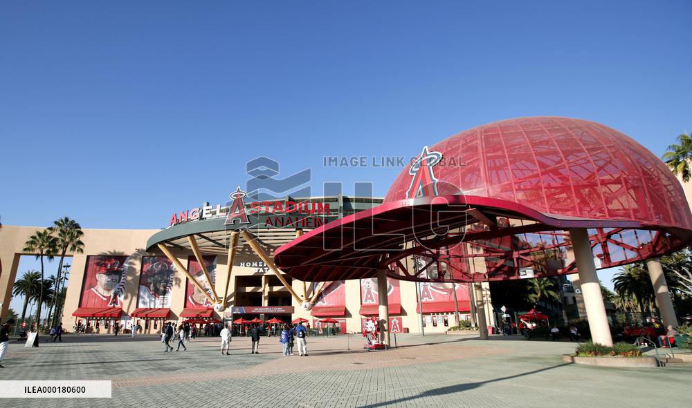 Baseball: Angel Stadium
