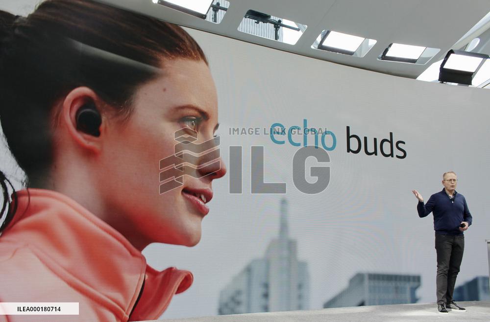 Amazon unveils wearable gadgets