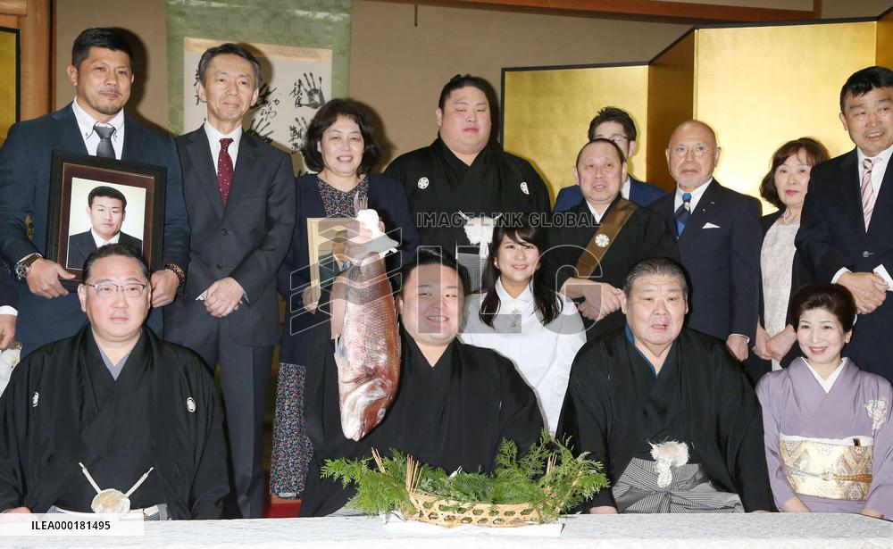 Sumo: Asanoyama's promotion to ozeki